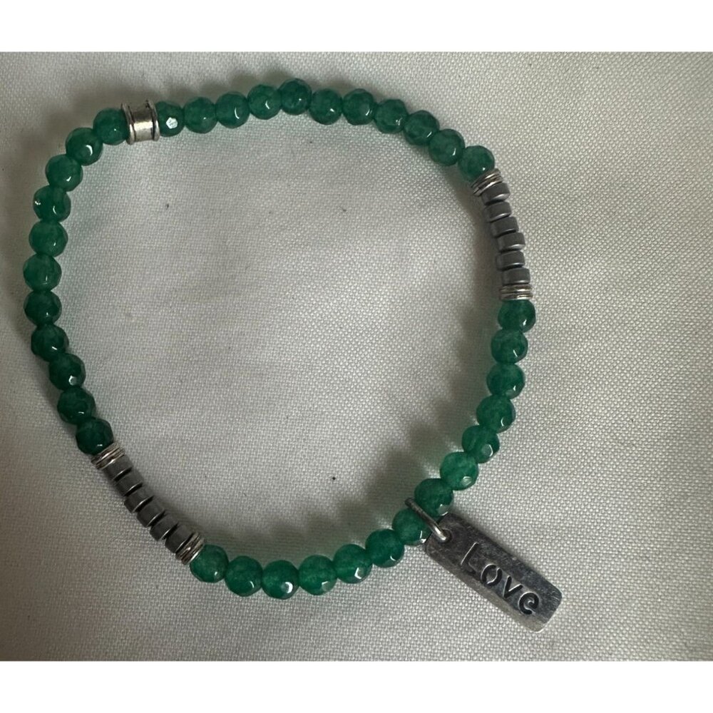 cfc Chavez for Charity green beaded stretch bracelet LOVE charm